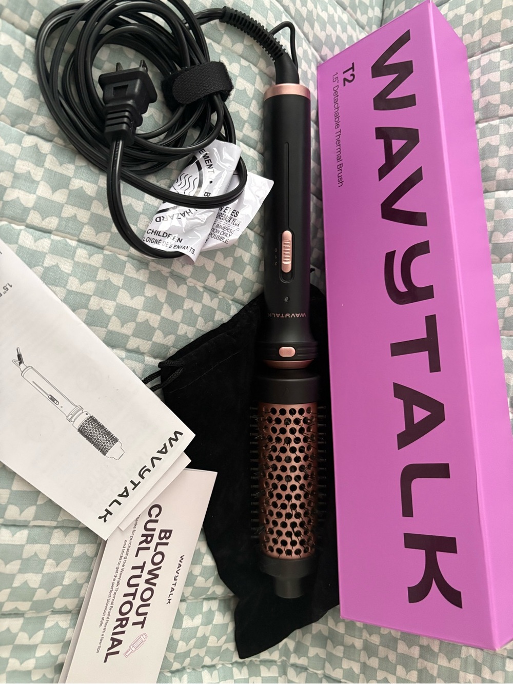 WavyTalk T2 Hot Air Thermal Brush - Black & Rose Gold